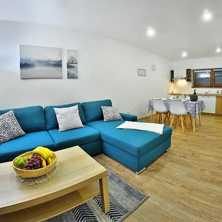 Apartment Kamilli Besenova