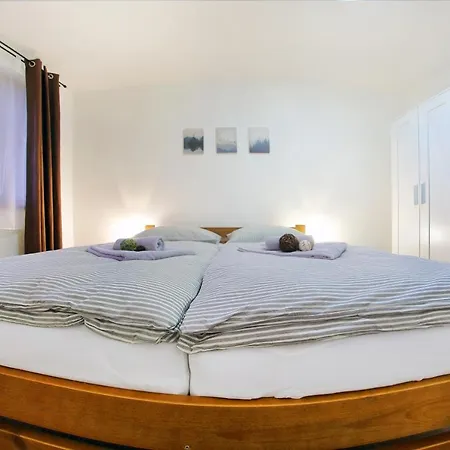 Kamilli Apartment Bešeňová