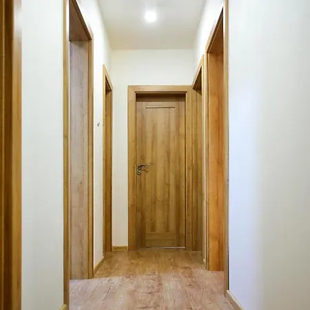 Kamilli Apartment *
